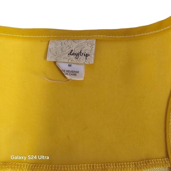 Daytrip Yellow Racerback Tank Top Rhinestones Sheer Lace Overlay Medium - Picture 11 of 12